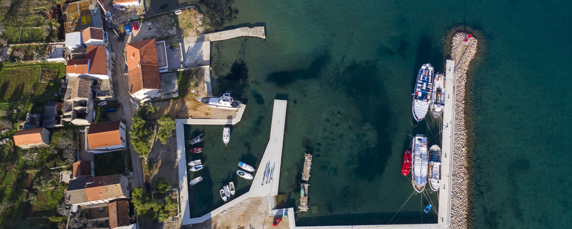 Dovršeni radovi na sanaciji luke Mrljane na otoku Pašmanu (2020.)
